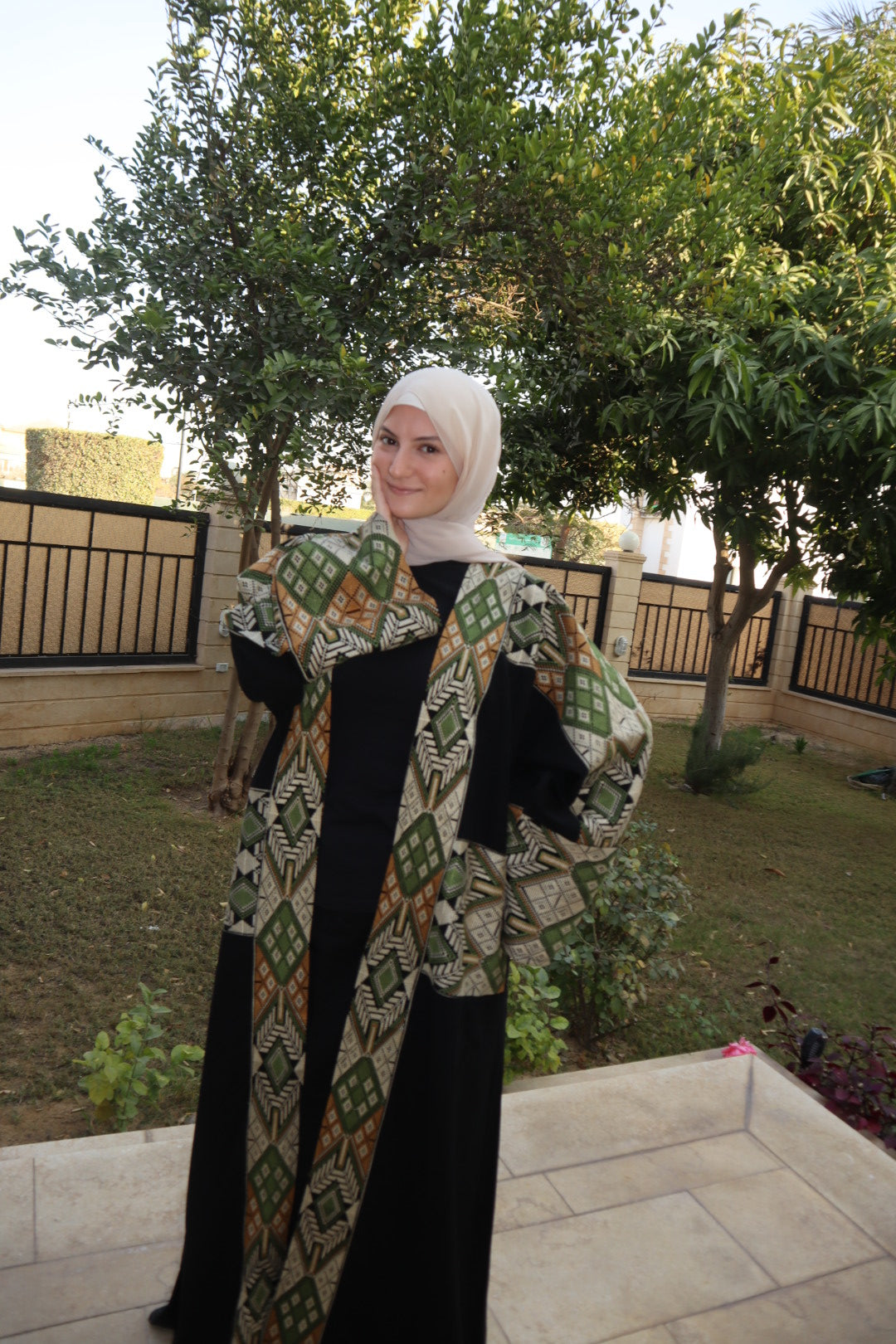 Green Pattern Open Thobe
