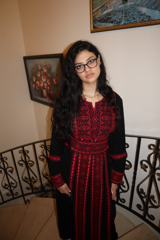 Red Sinawy Thobe with Belt
